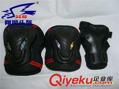 护具 2015新款滑板护具 轮滑运动护膝护具 厂家直销高密度护具套装图片|护具 2015新款滑板护具 轮滑运动护膝护具 厂家直销高密度护具套装产品图片由佛山市顺德区翔顺宏运动器材公司生产提供-